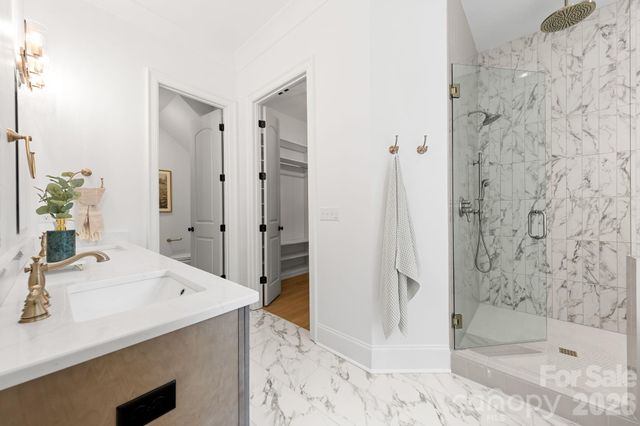 815 Manhasset Road, Charlotte, NC 28209