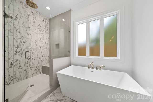815 Manhasset Road, Charlotte, NC 28209