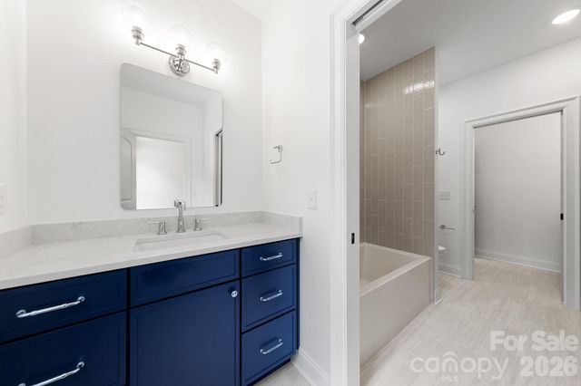 815 Manhasset Road, Charlotte, NC 28209