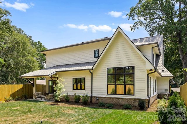 815 Manhasset Road, Charlotte, NC 28209