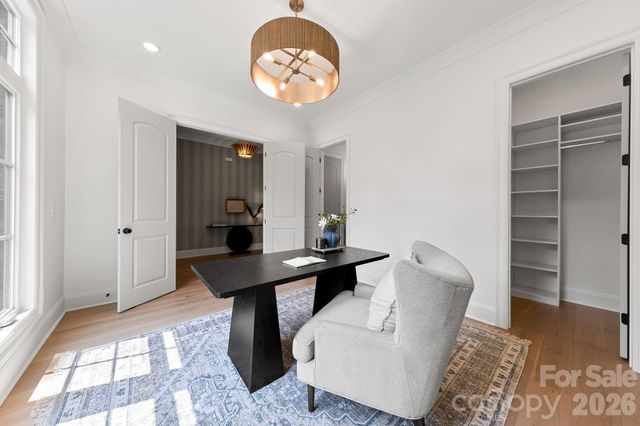 815 Manhasset Road, Charlotte, NC 28209