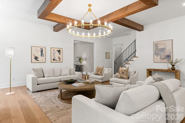815 Manhasset Road, Charlotte, NC 28209