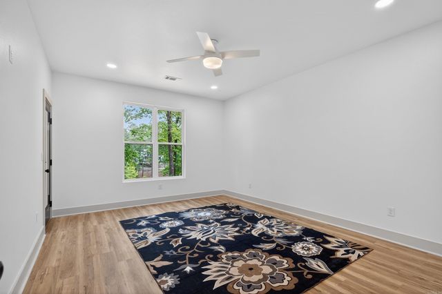 36 Baltanas Way, Hot Springs Village, AR 71909