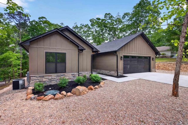 36 Baltanas Way, Hot Springs Village, AR 71909