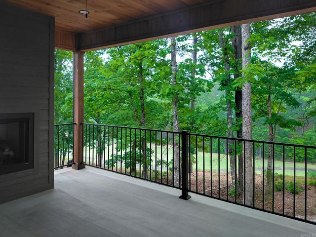 36 Baltanas Way, Hot Springs Village, AR 71909
