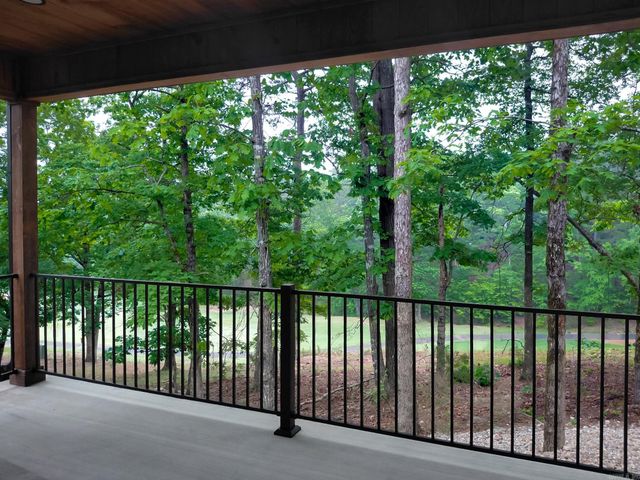 36 Baltanas Way, Hot Springs Village, AR 71909