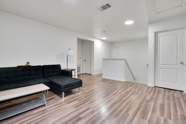 10618 Manor Creek, San Antonio, TX 78245