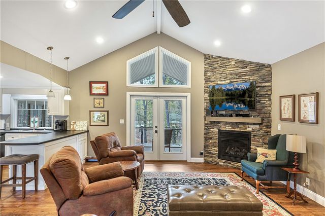 119 Crosby Drive, Fair Play, SC 29643