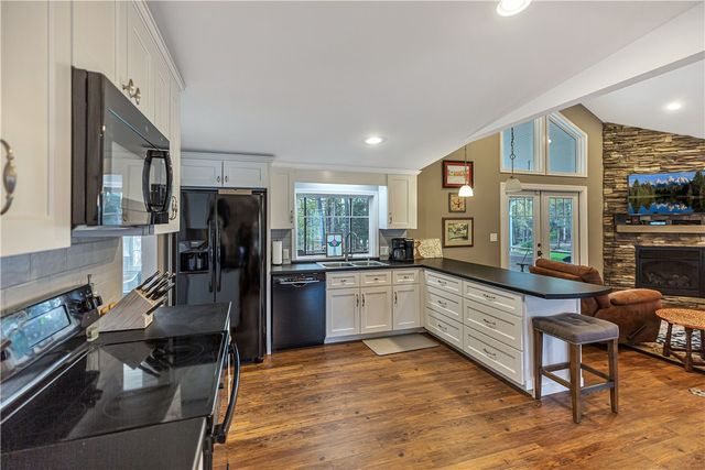 119 Crosby Drive, Fair Play, SC 29643