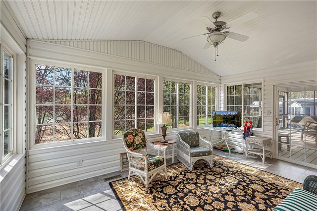 119 Crosby Drive, Fair Play, SC 29643