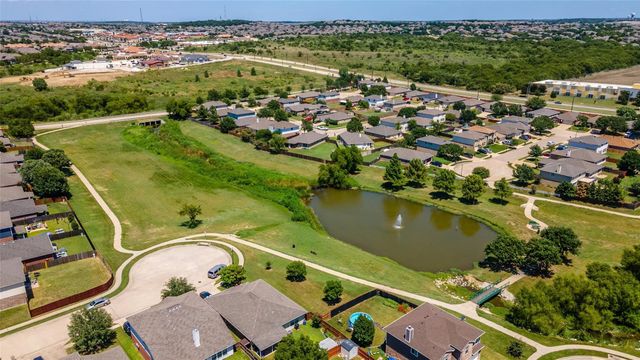 9305 Goldenview Drive, Fort Worth, TX 76244