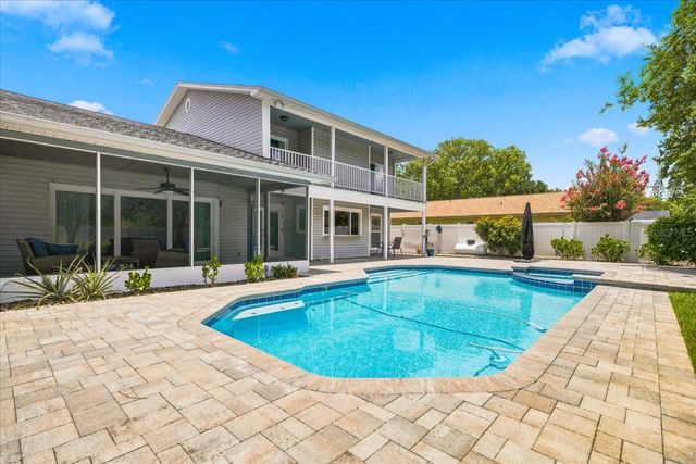 13101 BURNES LAKE DRIVE, Tampa, FL 33612