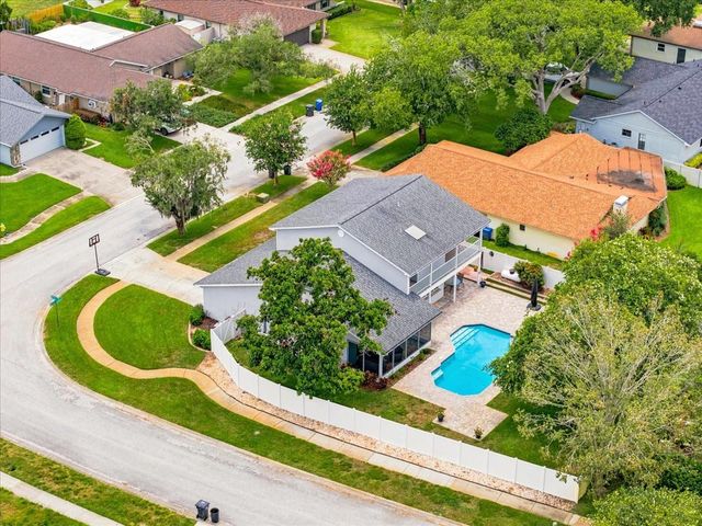 13101 BURNES LAKE DRIVE, Tampa, FL 33612