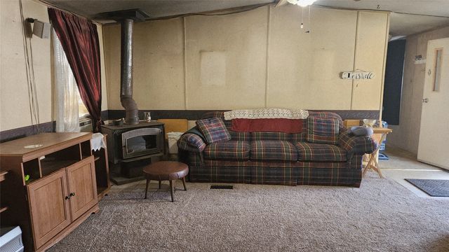 107 Loren Ryan Drive, Aurora, TX 76078