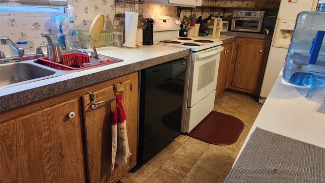 107 Loren Ryan Drive, Aurora, TX 76078