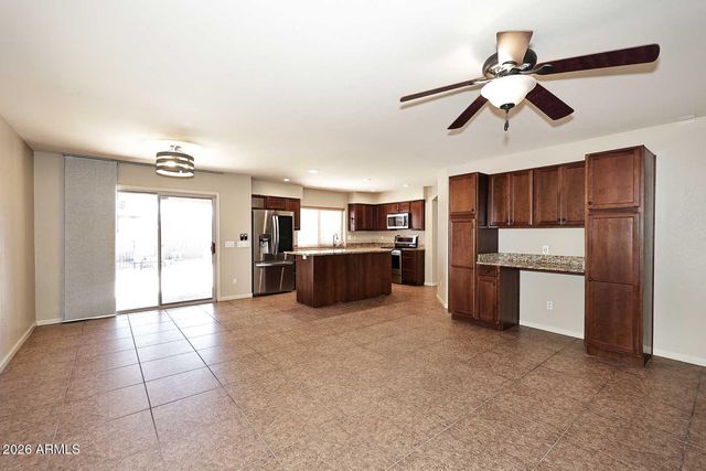 5001 E LIBBY Street, Scottsdale, AZ 85254