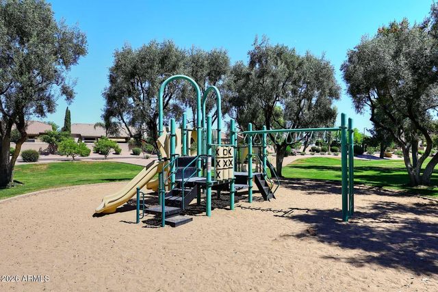 5001 E LIBBY Street, Scottsdale, AZ 85254