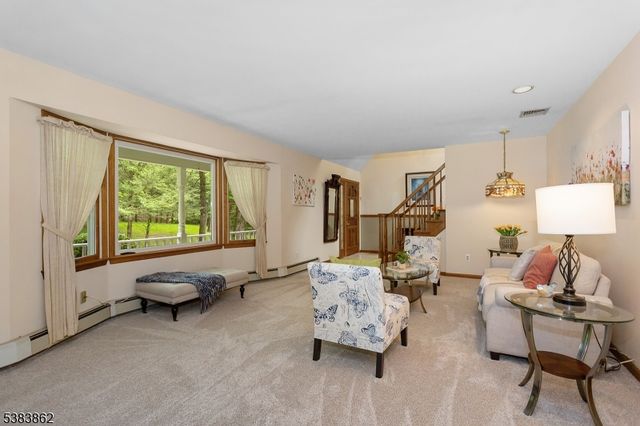 103 Burnt Meadow, Ringwood Boro, NJ 07456