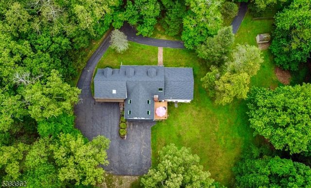 103 Burnt Meadow, Ringwood Boro, NJ 07456