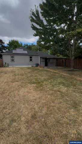 745 20th St NE, Salem, OR 97301