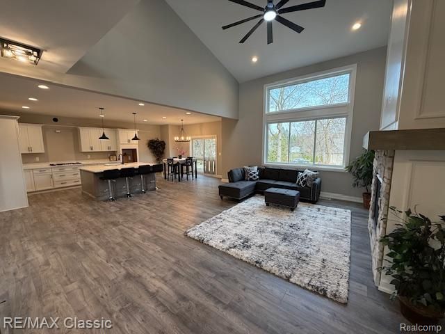 43 Canterwood, Highland, MI 48357