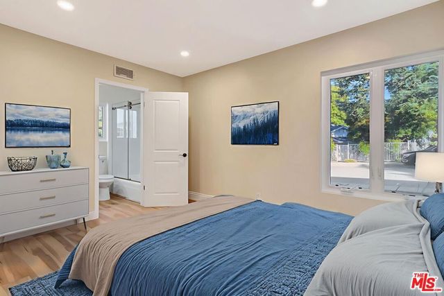 16608 Park Lane Circle, Los Angeles, CA 90049