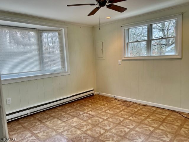 632 Brooklyn Mountain Rd, Hopatcong Boro, NJ 07843