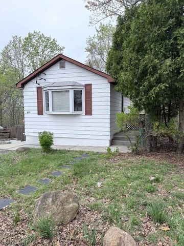 632 Brooklyn Mountain Rd, Hopatcong Boro, NJ 07843