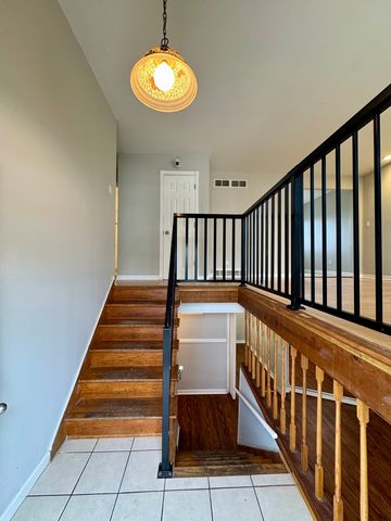 4415 S Churchill Drive, Richton Park, IL 60471