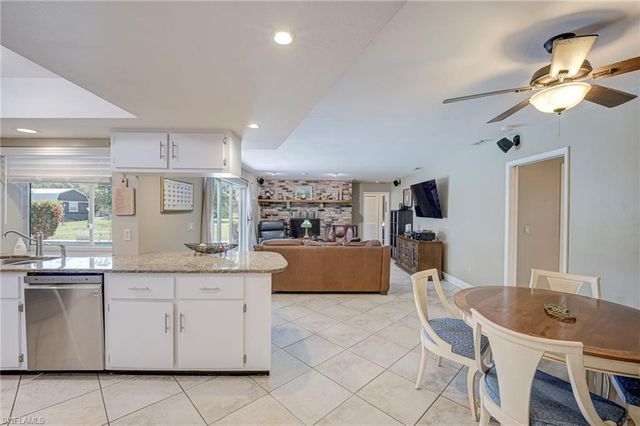 19250 Tammy LN, North Fort Myers, FL 33917