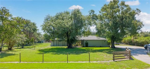 19250 Tammy LN, North Fort Myers, FL 33917