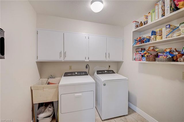 19250 Tammy LN, North Fort Myers, FL 33917