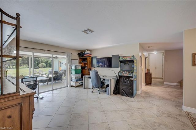 19250 Tammy LN, North Fort Myers, FL 33917
