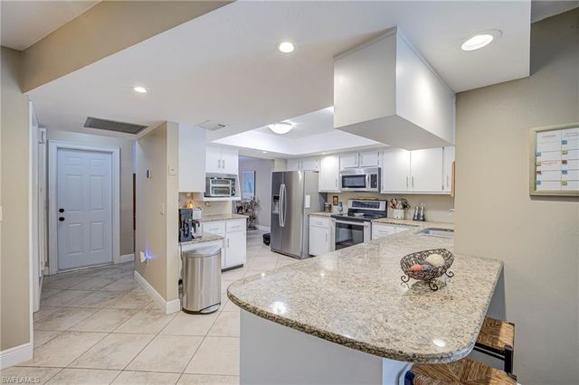 19250 Tammy LN, North Fort Myers, FL 33917