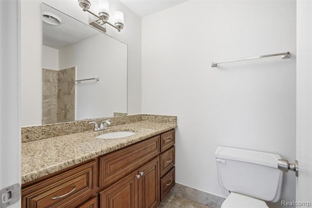 8188 24 Mile Road, Shelby Twp, MI 48316