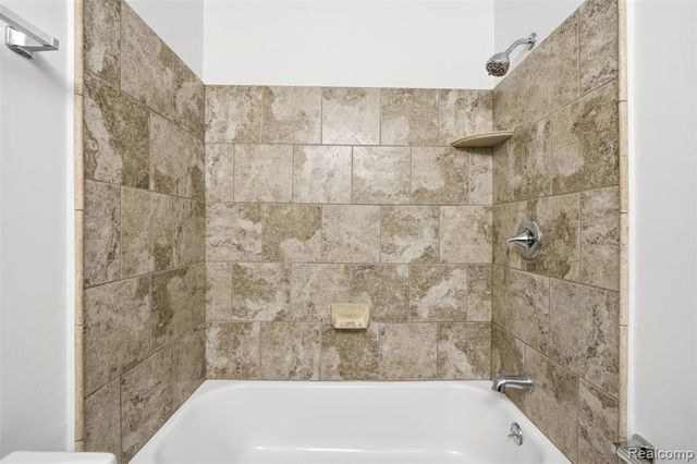 8188 24 Mile Road, Shelby Twp, MI 48316