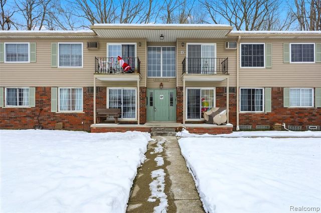 8188 24 Mile Road, Shelby Twp, MI 48316