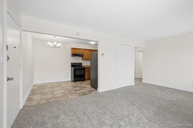 8188 24 Mile Road, Shelby Twp, MI 48316