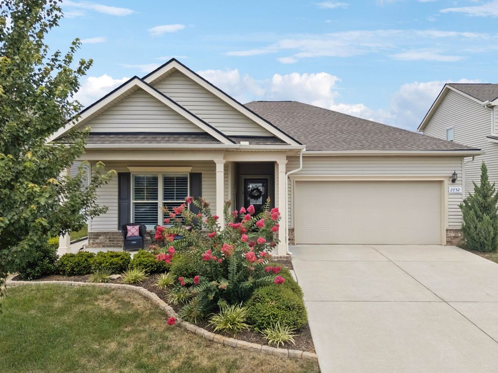 2752 Nottingham Dr, Columbia, TN 38401