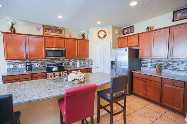 8815 ASHLAND AVENUE, Polk City, FL 33868