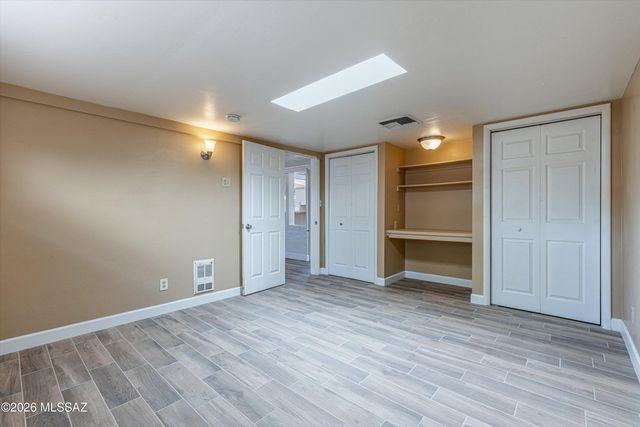 2520 E Helen Street, Tucson, AZ 85716