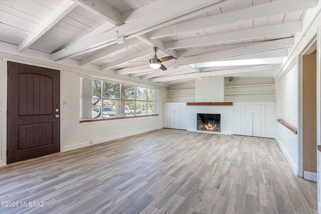2520 E Helen Street, Tucson, AZ 85716