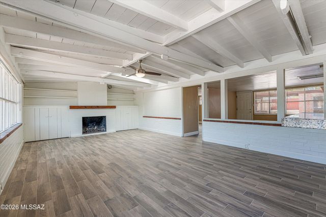 2520 E Helen Street, Tucson, AZ 85716
