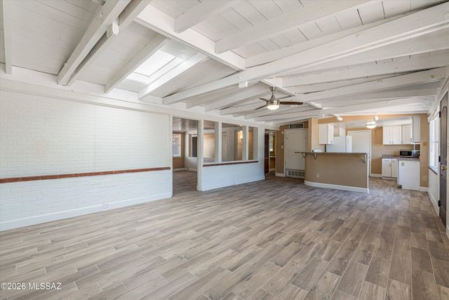 2520 E Helen Street, Tucson, AZ 85716
