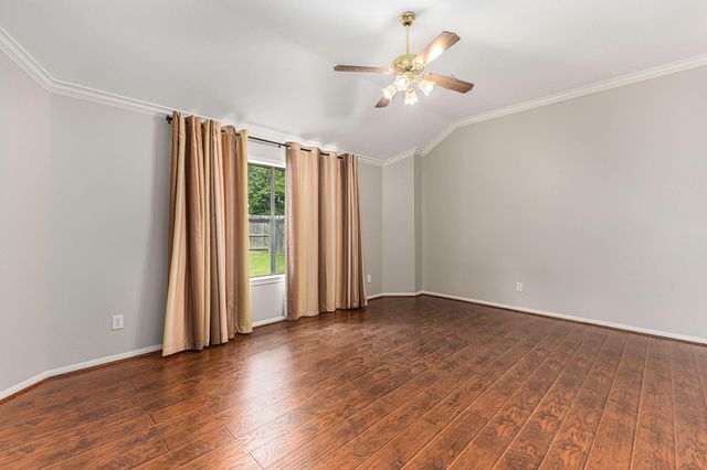 3603 SW Beacon Hill Drive, Pearland, TX 77584