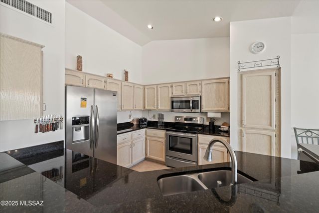 37970 S Elbow Bend Drive, Tucson, AZ 85739