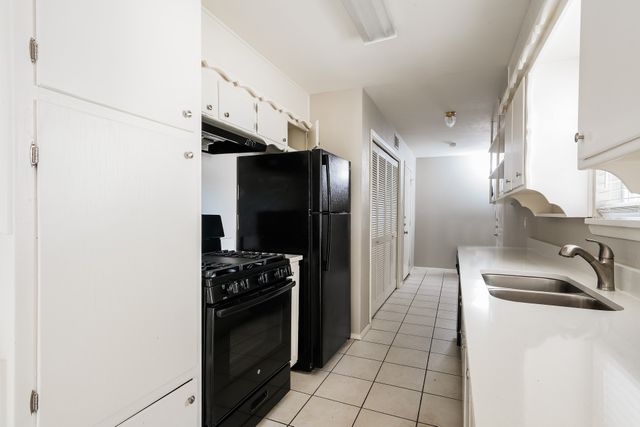 1212 Cavender Drive, Hurst, TX 76053