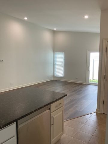 1830 Shetland Road, Naperville, IL 60565