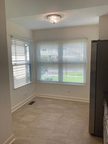 1830 Shetland Road, Naperville, IL 60565