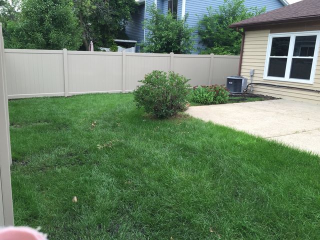 1830 Shetland Road, Naperville, IL 60565